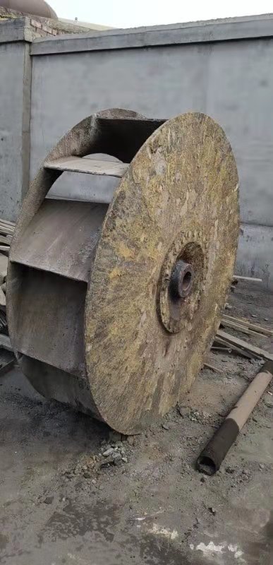 酸霧造成了風機葉片嚴重腐蝕 酸霧造成了風機葉片嚴重腐蝕