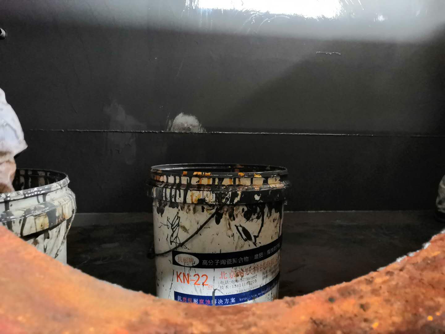 耐酸堿涂料罐體內部施工 耐酸堿涂料罐體內部施工